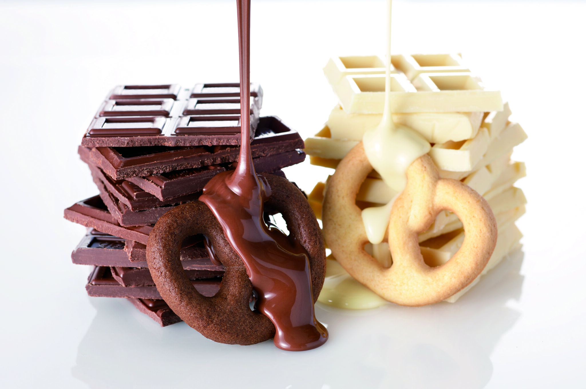 チョコレート、ピーナッツバター、プレッツェルクッキーバーのレシピ